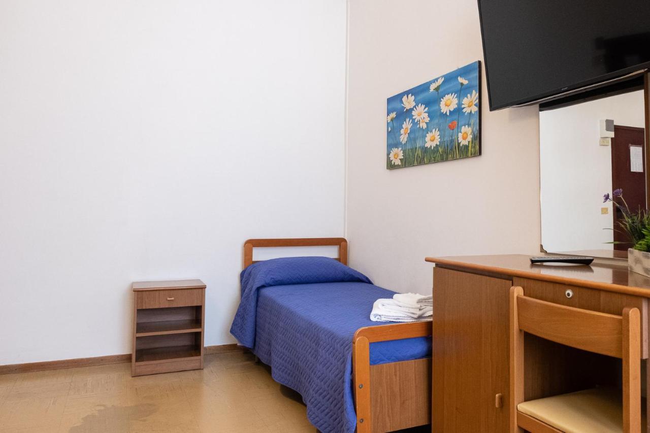 Hotel Pironi San Mauro Mare ภายนอก รูปภาพ